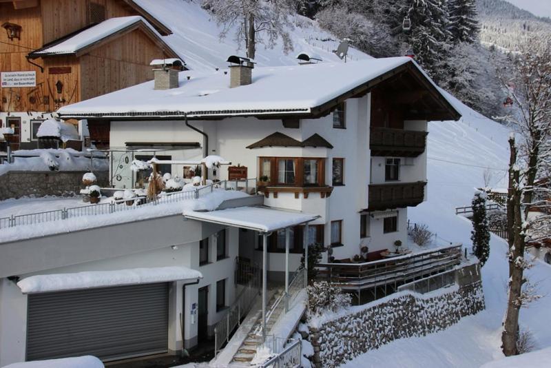 Appartement Haus Benedikta à Kaltenbach Extérieur photo